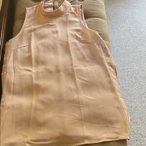 Elegant Sleeveless Blouse - Soft Pink